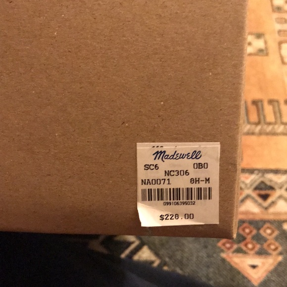 NIB Madewell Henry lugsole suede boots size 8.5 - Picture 8 of 8